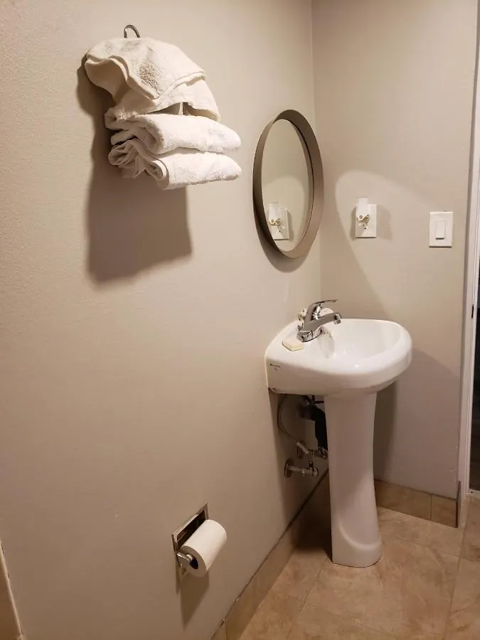 Parkrose Inn And Suites Portland